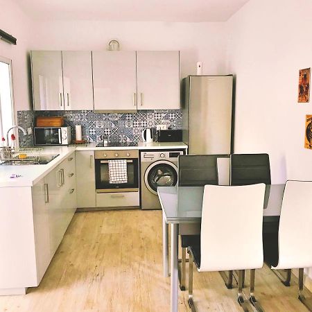 Town House With Patio In Quiet Residential Area 10 Min From Beach Torremolinos Dış mekan fotoğraf
